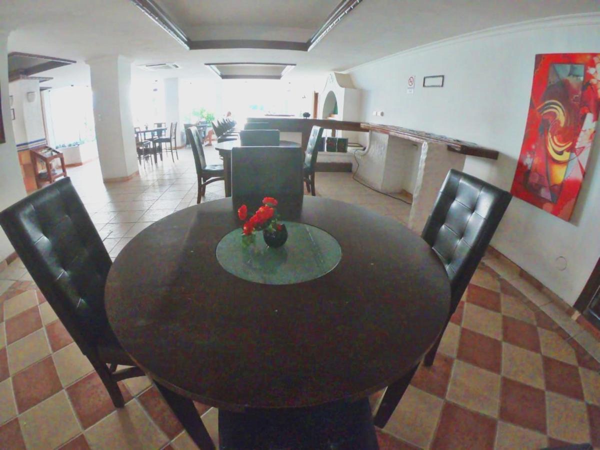 Suites Casa Blanca Santa Cruz de La Sierra Esterno foto